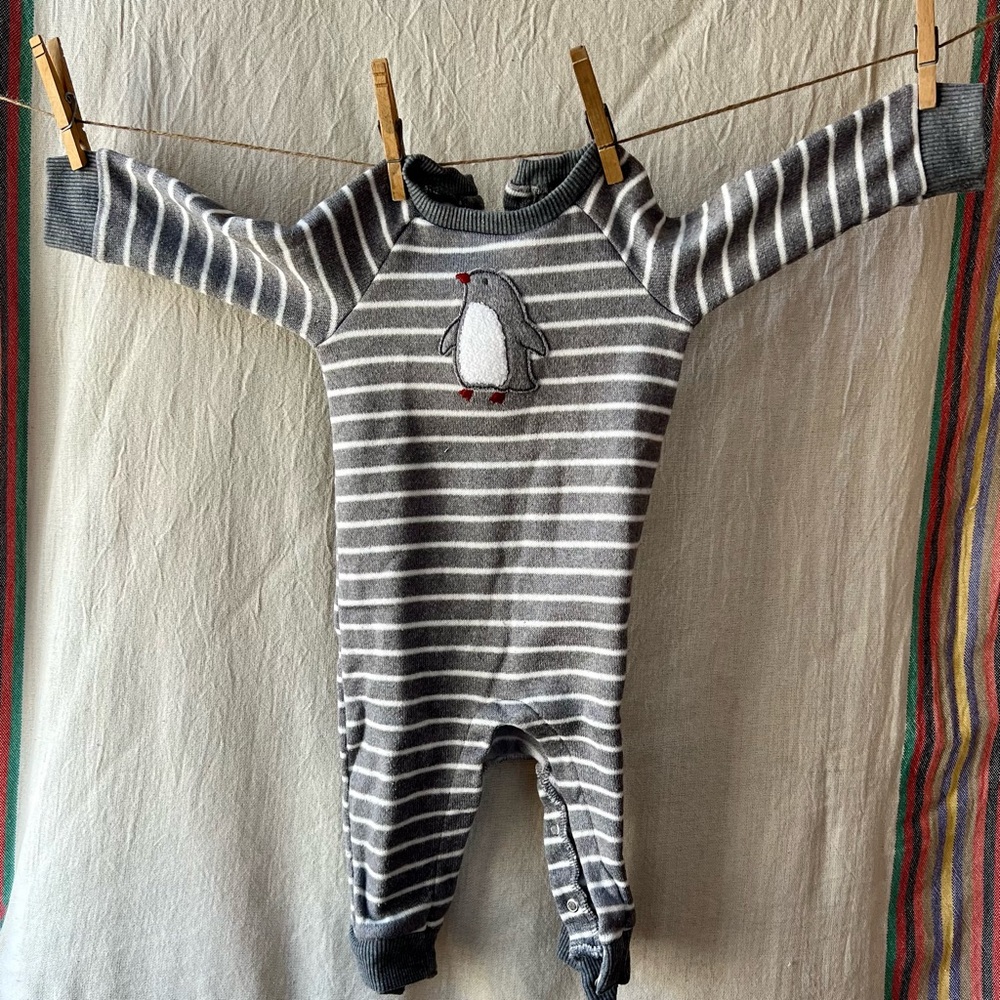 Carter’s Just One You Knit Penguin Romper. 9m